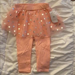 Pink leggings with tutu